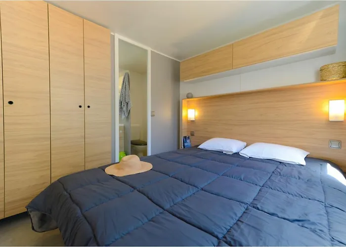 Кемпинг Provencal 6p 3bdrms Aircon