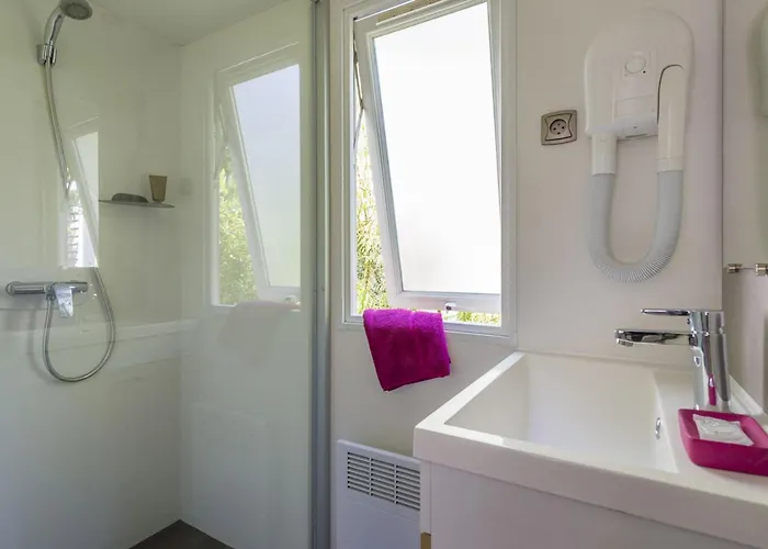 Provencal 6p 3bdrms Aircon