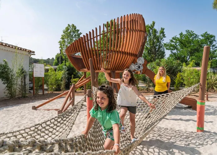 Provencal 6p 3bdrms Aircon Кемпинг